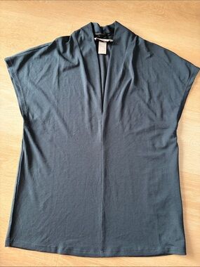 H&M Navy Dusty Blue Short-Sleeve V-Neck Tunic Top